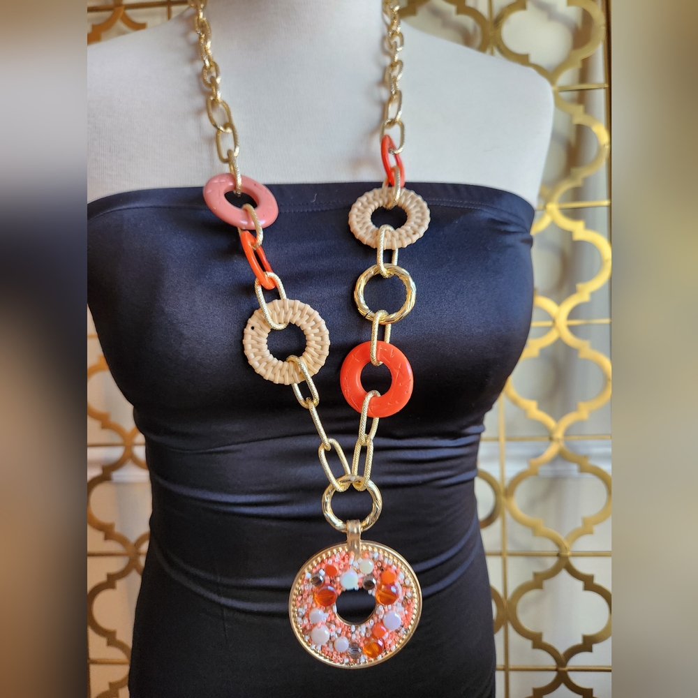 Pleasantly Peach, Tan, Gold & Brown Chain Necklace